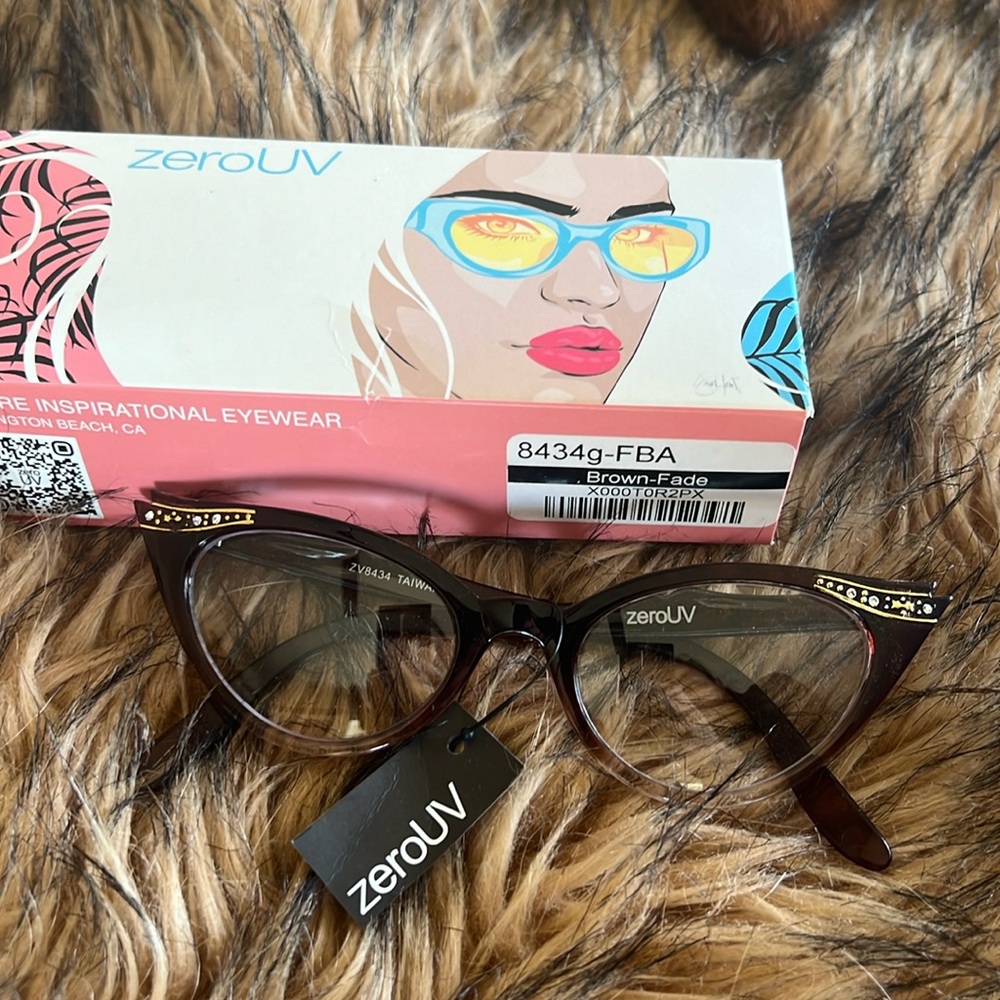 ZeroUV brown cat eye glasses